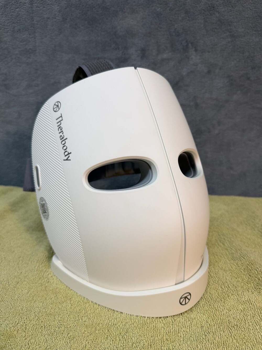 Therabody TheraFace Mask LED Light Skincare original ownr Red/blue massage